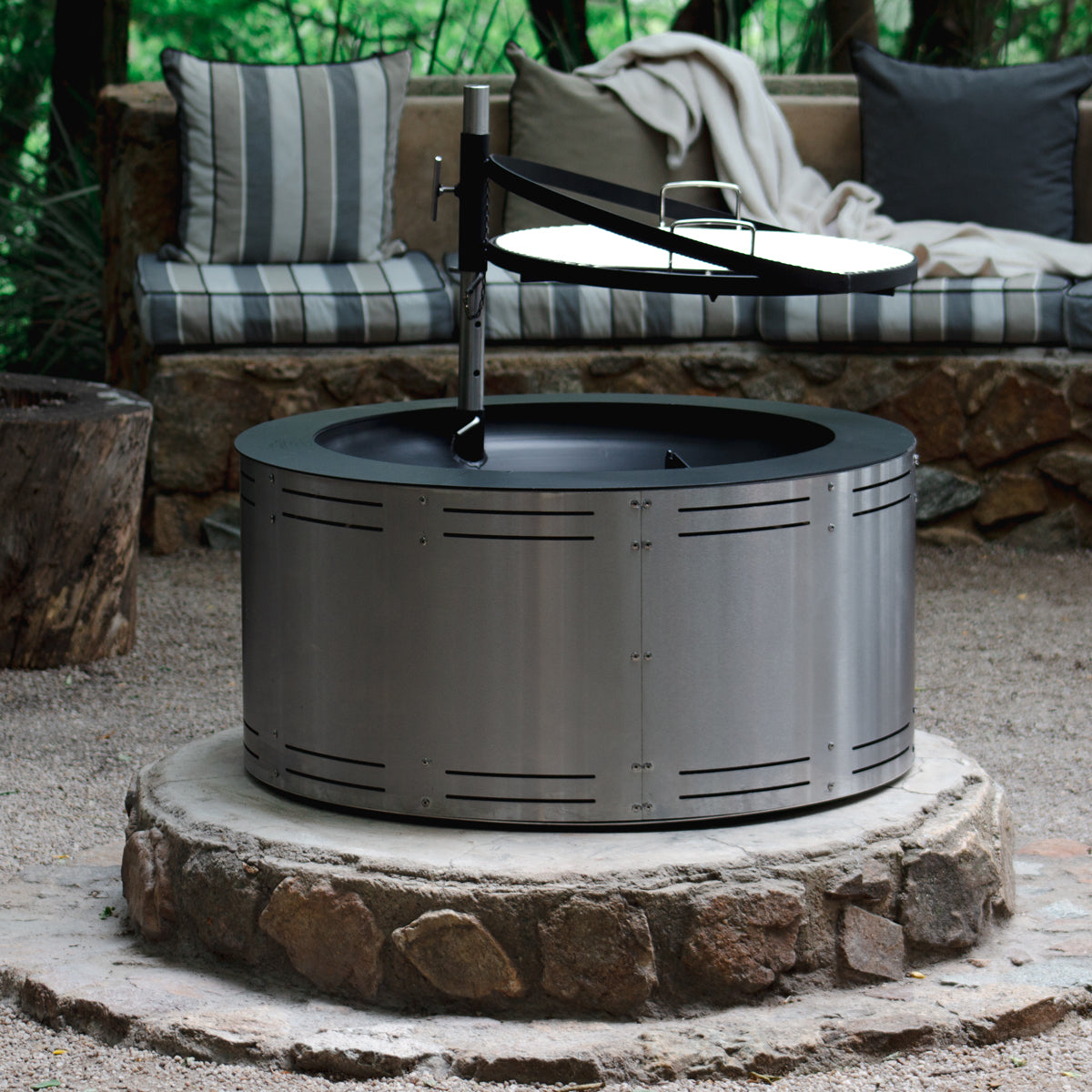 Jetmaster Moremi Braai Pit
