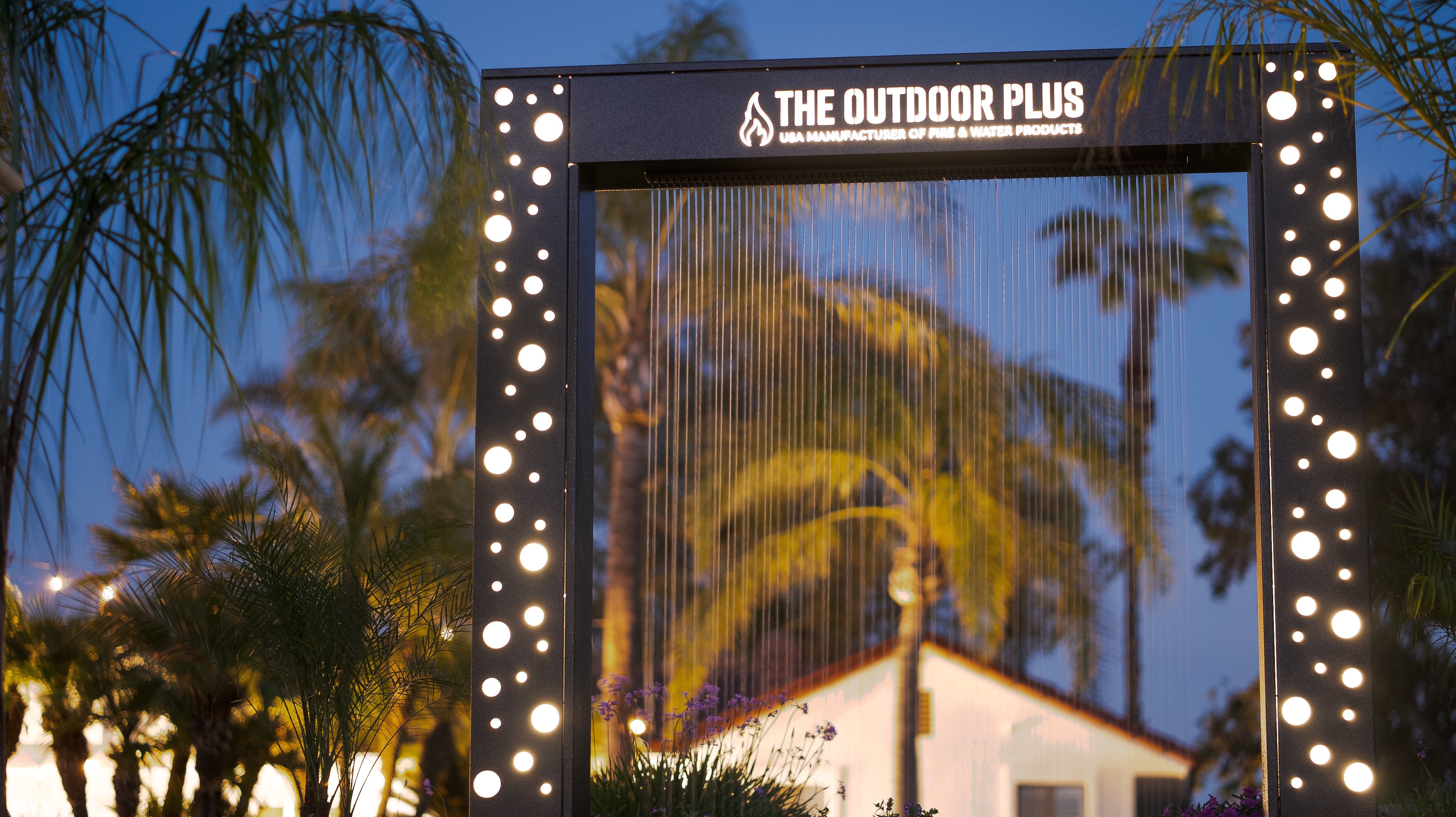 The Outdoor Plus: The Paradise Fall LED Water Feature