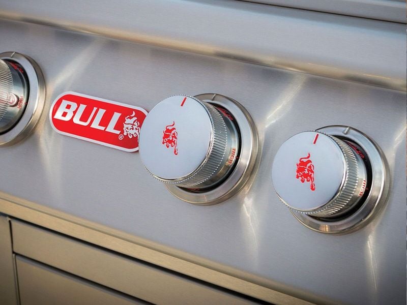 Bull Brahma 38-Inch 5-Burner Built-In Gas Grill with Rear Infrared Burner