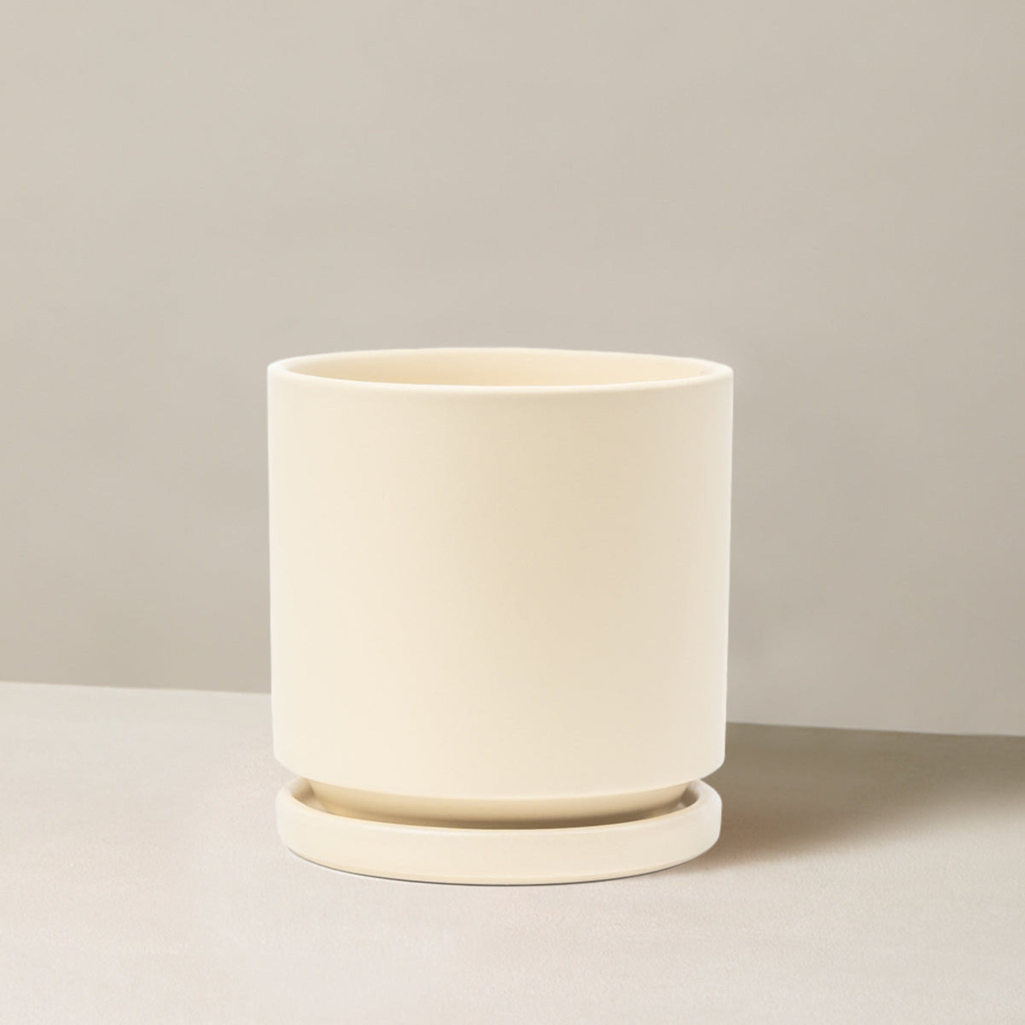 Isabella Planter