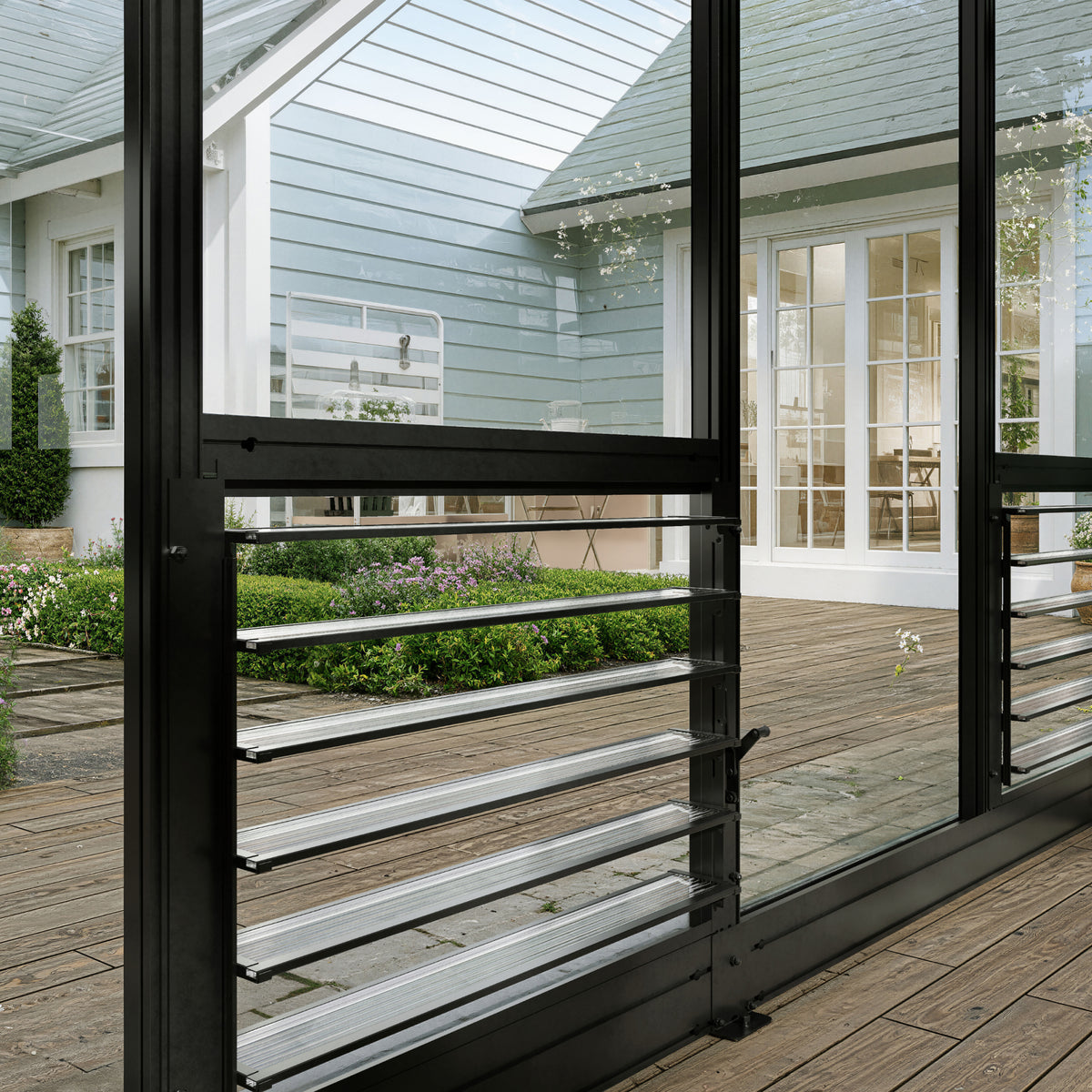 Vego Oasis Glass Greenhouse