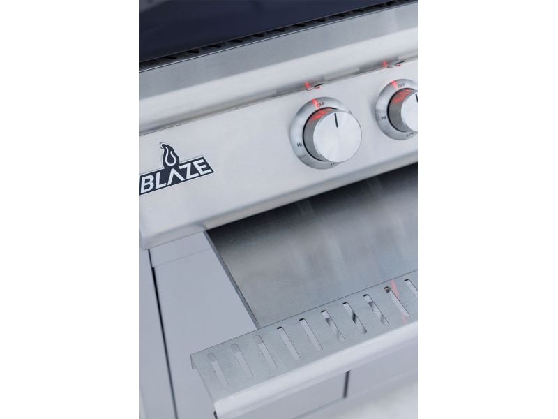 Blaze 26-in Built-In Natural Gas Outdoor Oven w/ Bluetooth Probes & Rotisserie